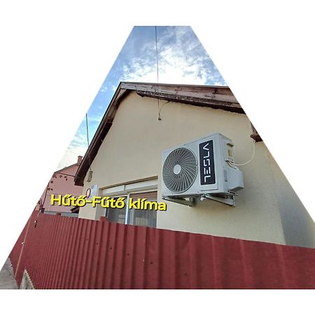 Kiss-Szollosi Vendeghaz Debrecen Ngoại thất bức ảnh