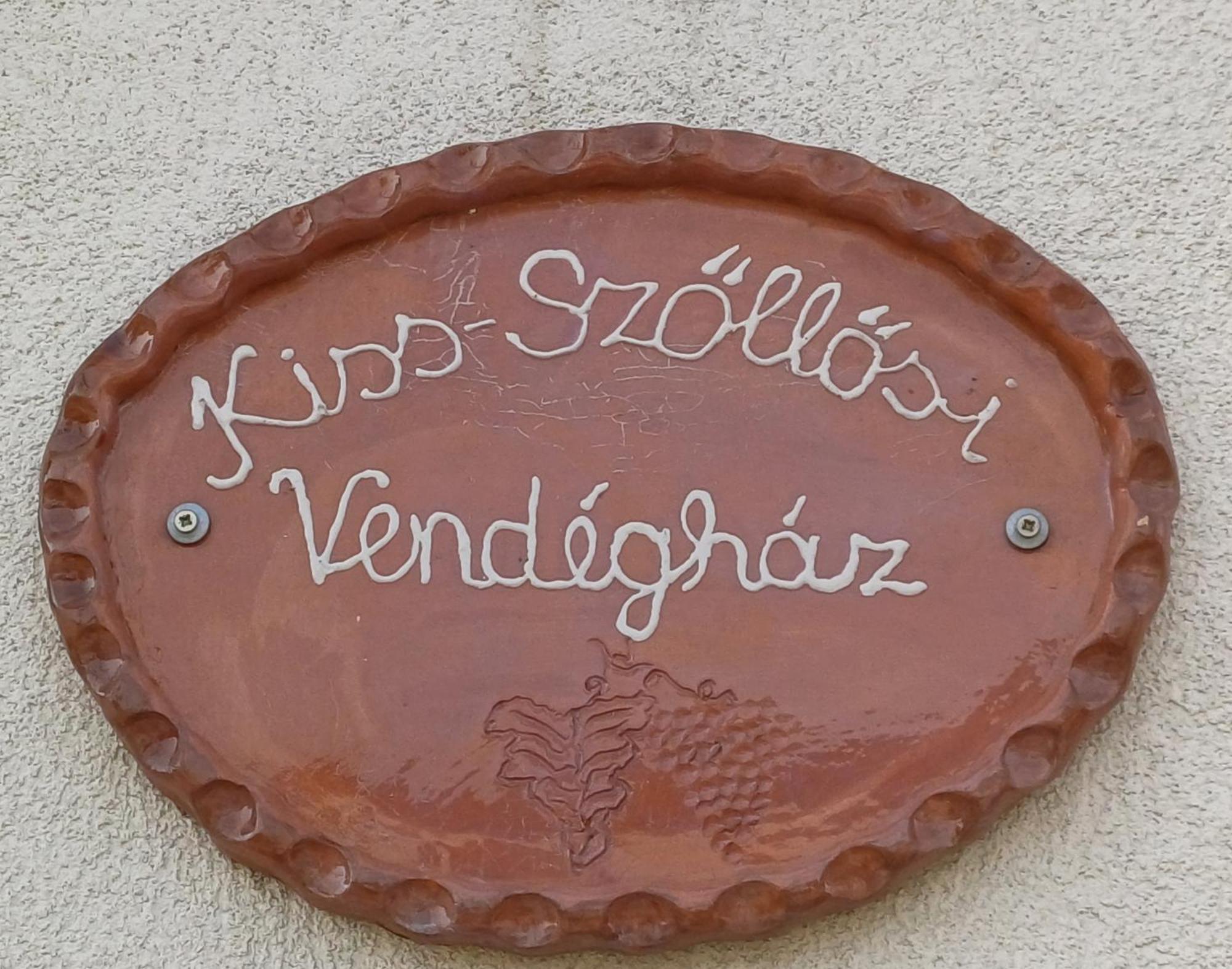 Kiss-Szollosi Vendeghaz Debrecen Ngoại thất bức ảnh